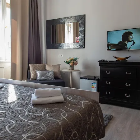 Πανσιόν Capital Luxury Σπλιτ